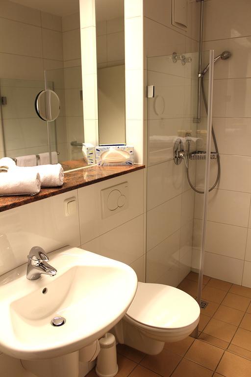Hotel Alexander Koln Frechen Eksteriør bilde